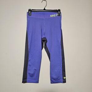 Nike Pro Dri Fit Capri Legging Women's Size Small Running Yoga Active Athletic